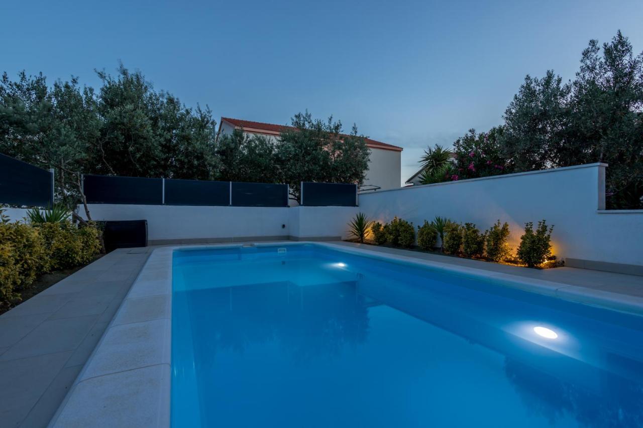 House Oliva With Private Pool And Large Garden Villa Stari Grad  Exterior photo
